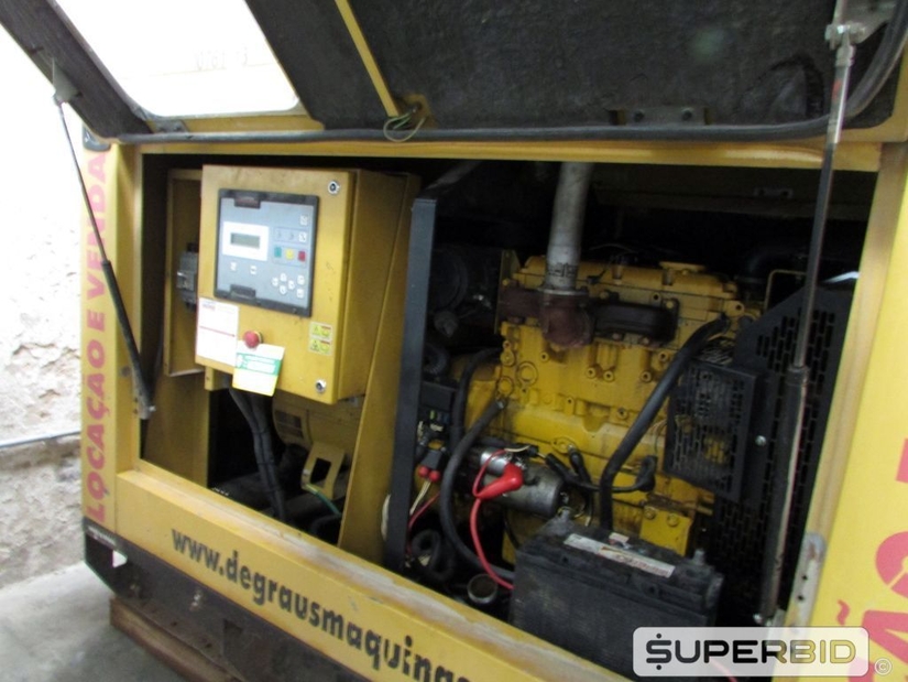 GRUPO GERADOR DIESEL OLYMPIAN GEP44-7, 2010, POT.: 40/50 KVA, SÉRIE: OLY00000JB4D02907 (Ref.: FDB)