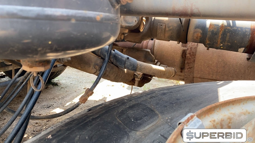 CAMINHÃO BASCULANTE  VOLVO VM 330 6X4R, 2012/2012, Placa FINAL 7 (RJ),  (Ref.: IBQ)