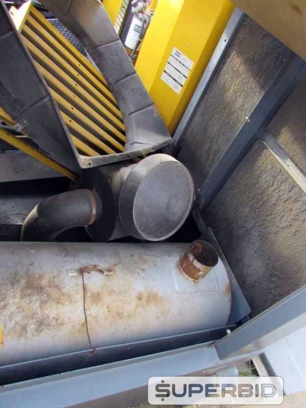 SUCATA DE CABINE PARA GERADOR ATLAS COPCO QAS170 E SUCATA DE GERADOR WEG GTA251AL24 (Ref.: JDY)