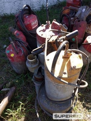 BOMBAS SUBMERSIVEIS E ROMPEDORES PNEUMÁTICOS (14 PÇS) (Ref.: RAD)