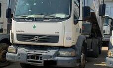 CAMINHÃO BASCULANTE VOLVO VM 330 6X4R, 2013/2013, Placa FINAL 1 (RJ), (Ref.: IBM)