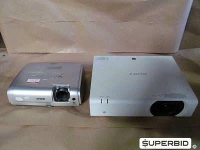 APROXIMADAMENTE 289 PEÇAS DE EQUIPAMENTOS ELETRÔNICOS