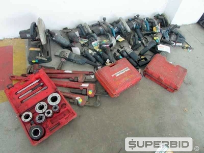 CHAVE GRIFFO, ESMERILHADEIRA, SERRA CIRCULAR, FURADEIRA DE IMPACTO, TARRAXA MANUAL E OUTROS, (35 PÇ.) (Ref.: JDM)