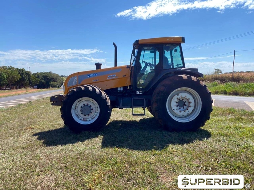 TRATOR AGRÍCOLA VALTRA BH185I 4X4, ANO: 2010, SÉRIE: H185249827 (Ref: 2)