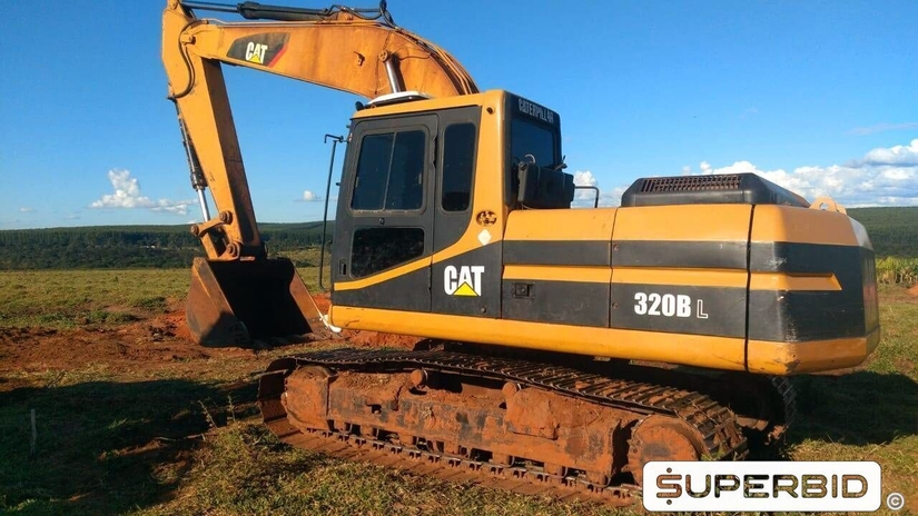 ESCAVADEIRA HIDRÁULICA CATERPILLAR 320BL, SÉRIE: 2DL00204 (Ref: 13)