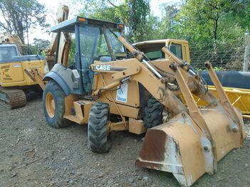 RETROESCAVADEIRA CASE 580M 4X4, ANO: 2010, CAP: CAÇAMBA: 1M3., SÉRIE: NAAH23718 (Ref: SBN / TP14706)