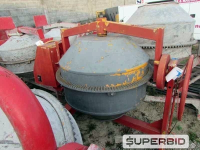 SUCATA DE 06 BETONEIRAS ELÉTRICAS CSM 400 LITROS. (Ref.: JED)