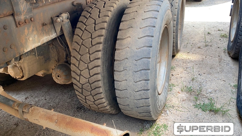 CAMINHÃO BASCULANTE VOLVO VM 330 6X4R, 2013/2013, Placa FINAL 3 (RJ), (Ref.: IBU)