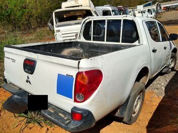 MITSUBISHI L200 TRITON GL 3.2 (BATIDO), 2017/2018, Placa FINAL 6 (MG), (Ref.: SAQ)