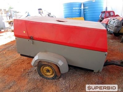 COMPRESSOR DE AR ATLAS COPCO XAS137 PD, 2011, SÉRIE: BRP079241 (Ref.: FEV)