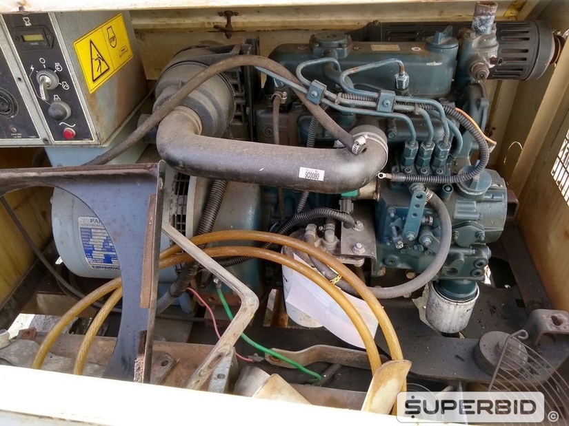 TORRE DE ILUMINAÇÃO REBOCÁVEL TEREX RL4000. (Ref.: SM)