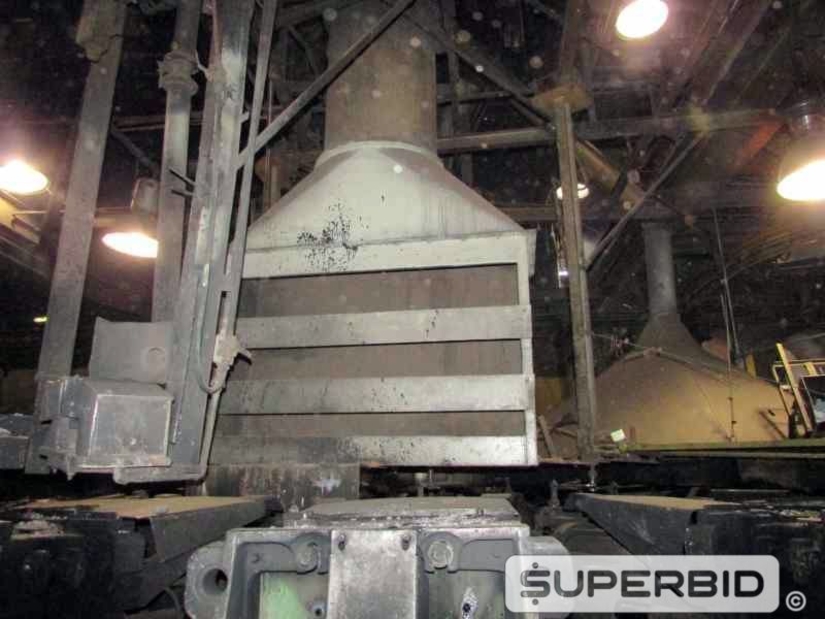 CARROSSEL PARA FUNDIÇÃO FABRICAÇÃO PRÓPRIA PARA MOLDAGEM DE PEÇAS EM FERRO GUSA E AÇO COM QUEIMADOR E EXAUSTORES (Ref.: Carrossel 5)