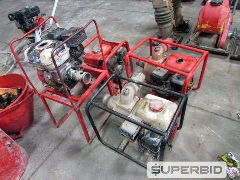 MOTOR ACIONAMENTO Á GASOLINA 5CV, BOMBA CENTRIFUGA Á GASOLINA HONDA 3 POL., BOMBA SUBMERSIVEL DE MANGOTE E OUTROS, (12 PÇ.) (Ref.: JAS)