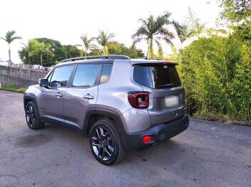 Jeep Renegade Limited 1.8 16V, 2019/2020, Cinza antique metálico, Flex, 6.017 KM, Câmbio Automático, Kit Multimídia "7" completo , Sensor de ré, Bancos em Couro, IPVA 2021 pago, Veículo com garantia de fábrica, Laudo cautelar aprovado.
