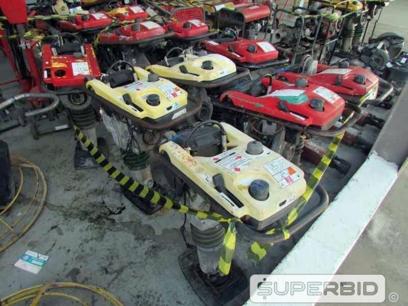 09 COMPACTADORES DE SOLO A GASOLINA WACKER NEUSON (Ref.: JCR)