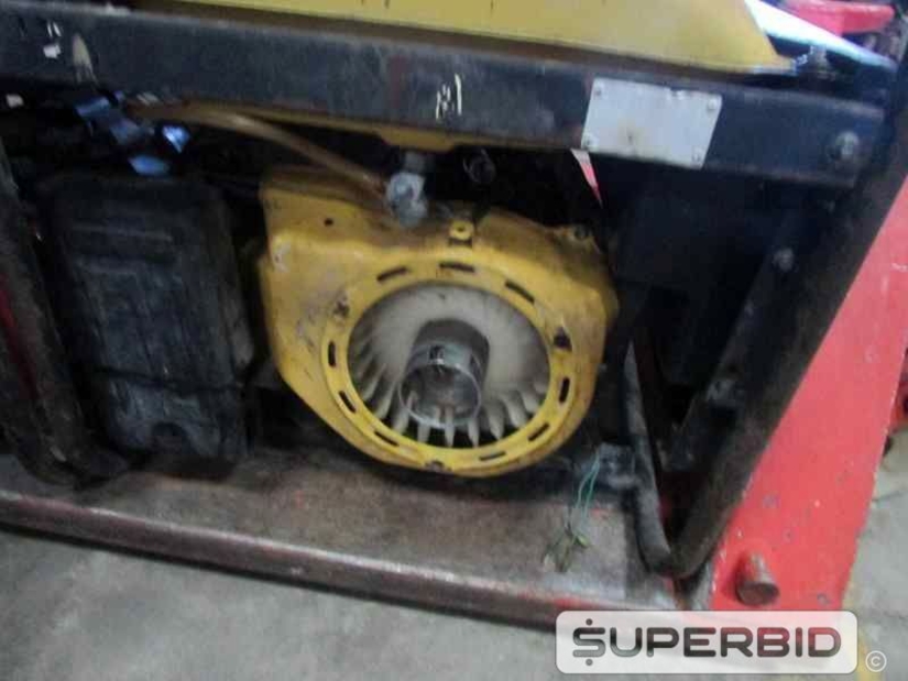 GERADOR Á GASOLINA WACKER NEUSON MG5 5KVA E GERADOR GASOLINA 7KVA (Ref.: JAJ)