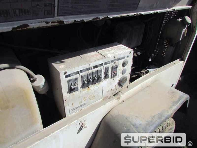 TORRE DE ILUMINAÇÃO Á DIESEL WACKER NEUSON LT4L E TORRE DE ILUMINAÇÃO Á DIESEL TEREX RL4000 (Ref.: JEM)