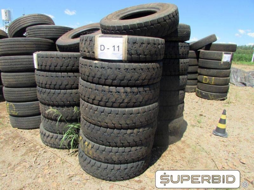 30 SUCATAS DE PNEUS 1000R20 SEM RECAPE (Ref.: D-11)