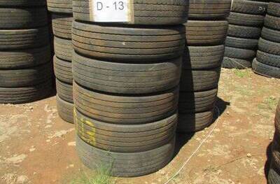 20 SUCATAS DE PNEUS 275/80 PARA REAPROVEITAMENTO (Ref.: D-13)