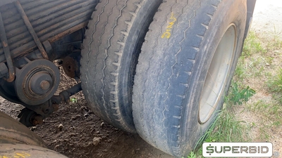 CAMINHÃO BASCULANTE  VOLVO VM 330 6X4R, 2013/2013, Placa FINAL 8 (RJ),  (Ref.: ICB)