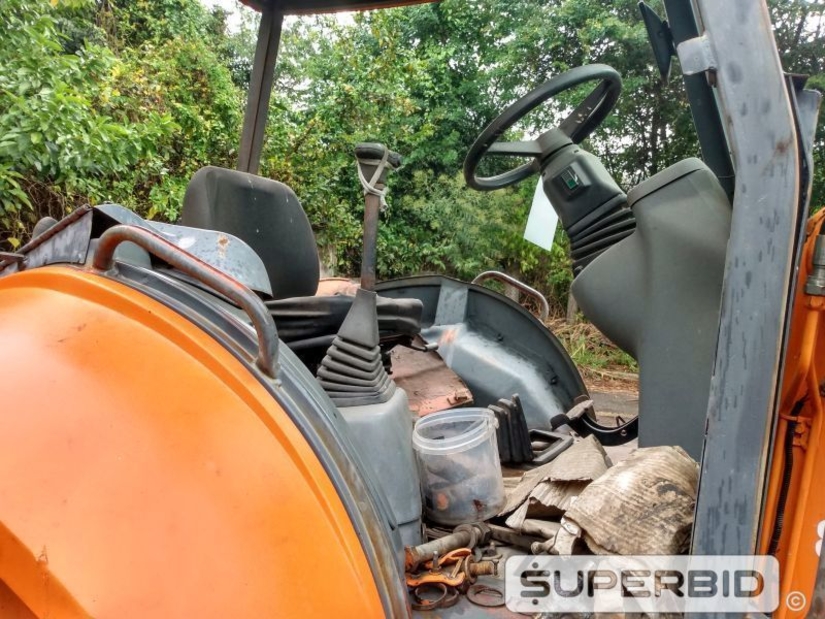 RETROESCAVADEIRA FIATALLIS FB 80.2 (EMPLACADO), ANO: 2003, SÉRIE: FB802A2R (Ref: RBH)