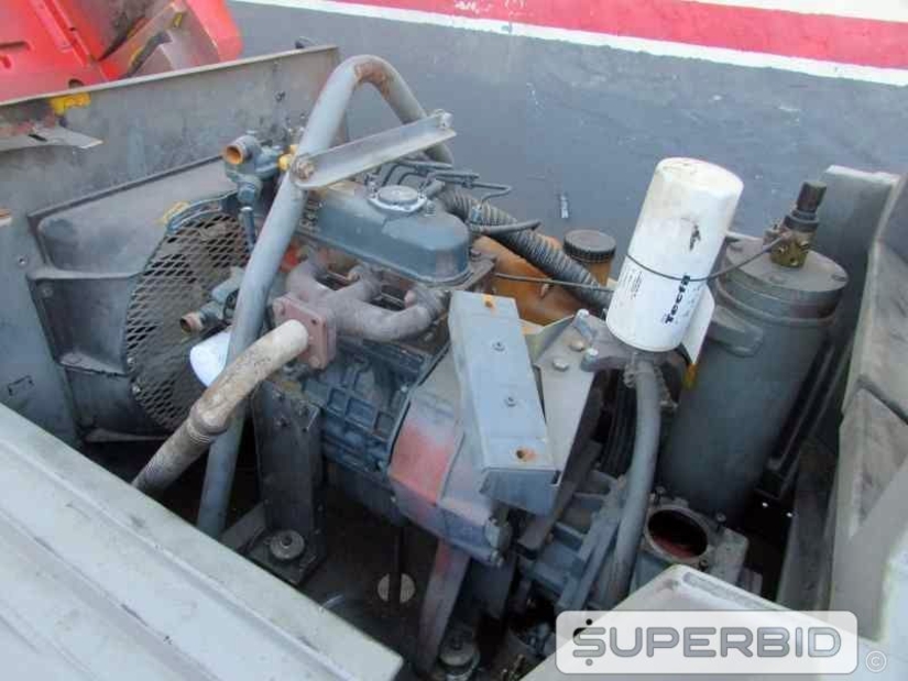 COMPRESSOR DE AR ATLAS COPCO XAS 47 HARD HAT 90-100PCM-7B, ANO: 2008. (Ref.: JBR)