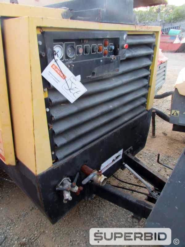 COMPRESSOR DE AR ATLAS COPCO XAS 136 280PCM-7B. . (Ref.: JEE)