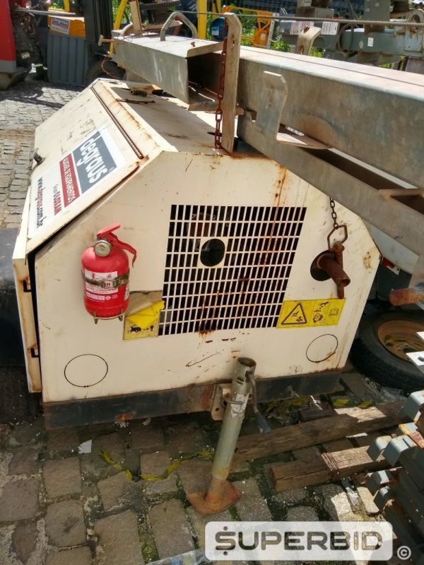 TORRE DE ILUMINAÇÃO REBOCÁVEL TEREX RL4000. (Ref.: SM)