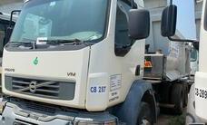 CAMINHÃO BASCULANTE VOLVO VM 330 6X4R, 2013/2013, Placa FINAL 3 (RJ), (Ref.: IBU)