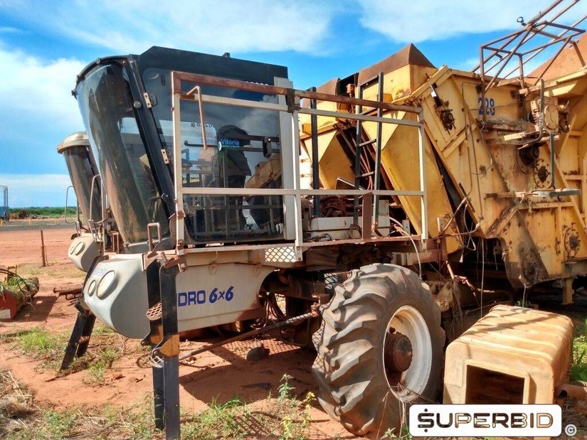 SUCATA DE PLANTADEIRA DE CANA TROPICANA SMI 10.000 6x6, ANO: 2008, SÉRIE: HY6X60022 (Ref: 70)