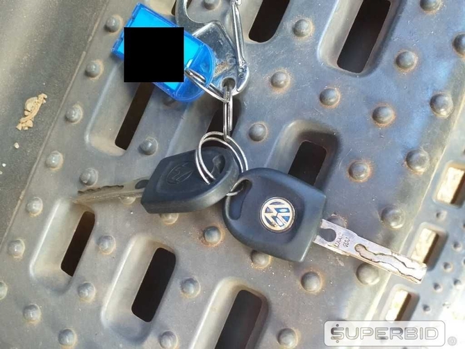 CAMINHÃO BAÚ VOLKSWAGEN 24.250 CNC 6X2 (BLINDADO), 2008/2009, Placa FINAL 6 (RS),