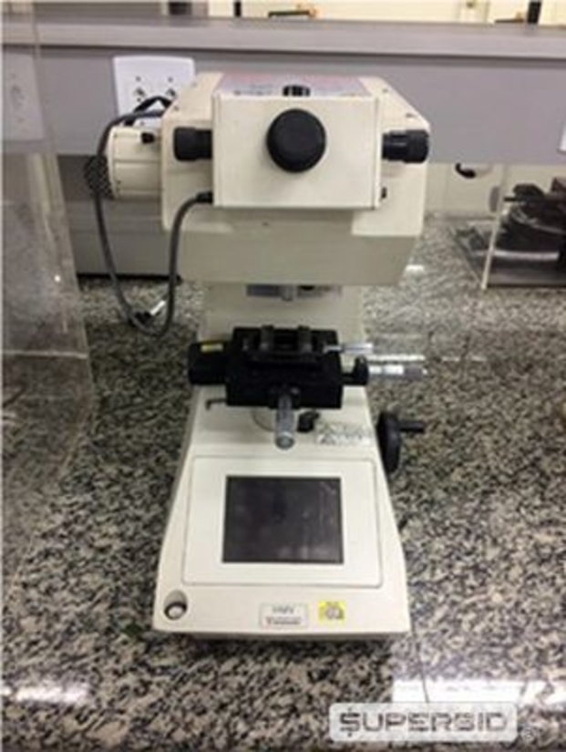 MICRODURÔMETRO SHIMADZU HMW-27, SÉRIE: 63033900560 (Ref.: 39768)