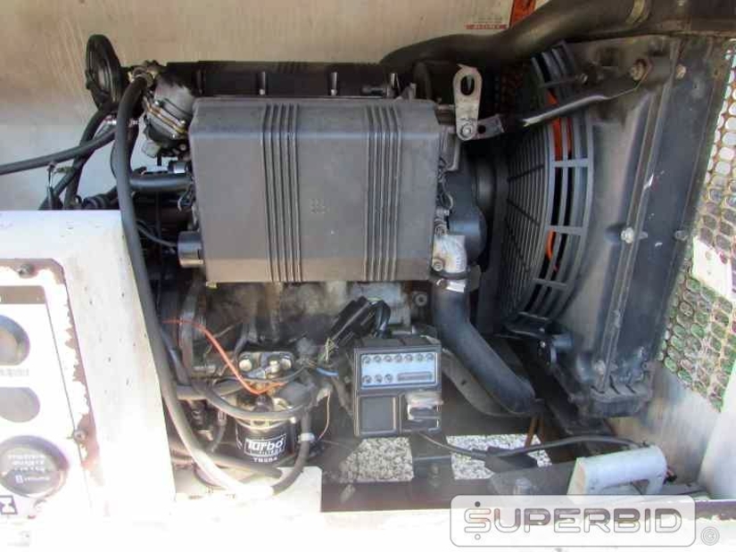 02 TORRES DE ILUMINAÇÃO Á DIESEL TEREX RL4000, POT.: 4-6 KW. (Ref.: JEQ)