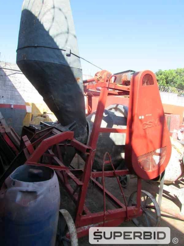 BETONEIRA ELÉTRICA CSM 600 LITROS. (Ref.: JAG)