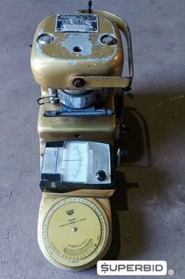 01 UNID. DETERMINADOR DE UMIDADE DE CEREAIS USADO, MODELO UNIVERSAL, MARCA GEHAKA. (SEM CHAVE)