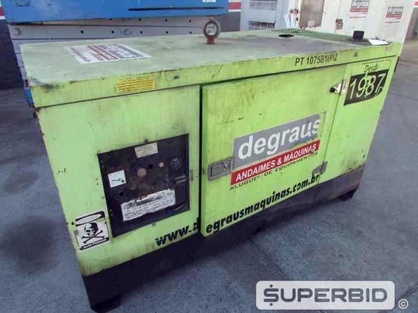 GRUPO GERADOR Á DIESEL PRAMAC GBL 30 25 - 40 KVA, ANO: 2007. (Ref.: JBB)