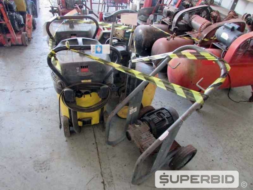 LAVADORA DE ALTA PRESSÃO KARCH E ASPIRADOR DE ÁGUA E PÓ KARCH. (Ref.: JCY)