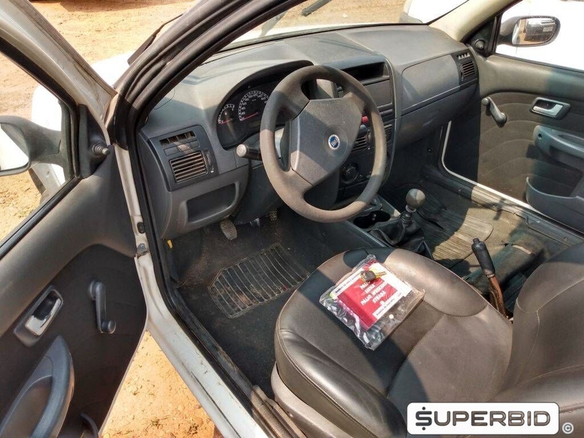 FIAT STRADA TREK FLEX 1.8, 2004/2005, Placa FINAL 7 (SP), (Ref.: TU)