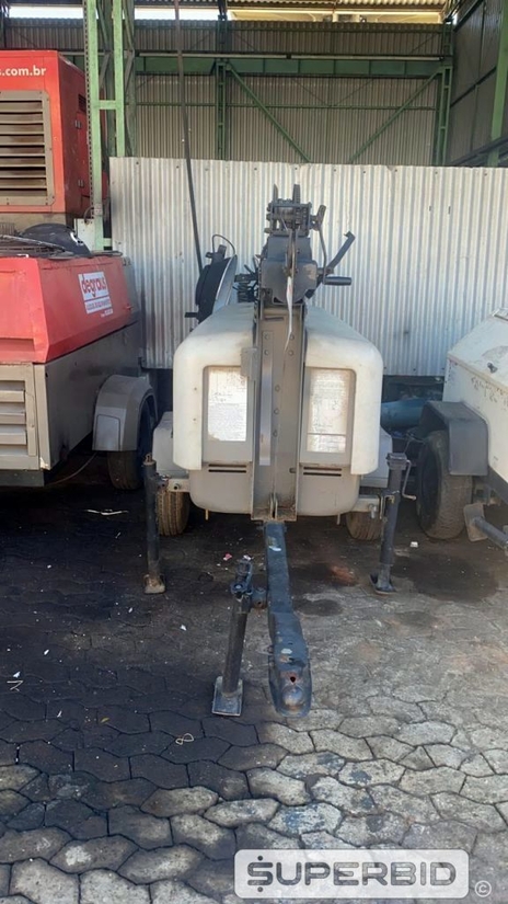 TORRE DE ILUMINACAO LTN6L A DIESEL WACKER (Ref.: IN)