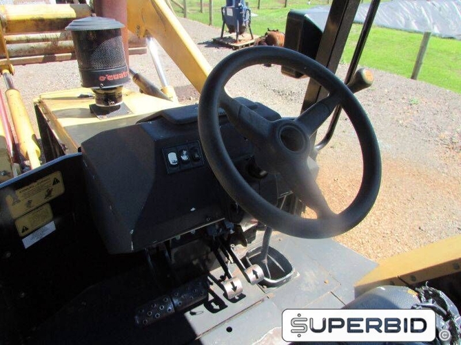 PÁ CARREGADEIRA MASSEY FERGUSSON MF 4X4, ANO: 2009, SÉRIE: 964P274259 (Ref: JA/1898)