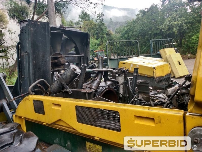 MOTONIVELADORA NEW HOLLAND RG-140, ANO: 2005, SÉRIE: NGAF00236 (Ref: RBB)