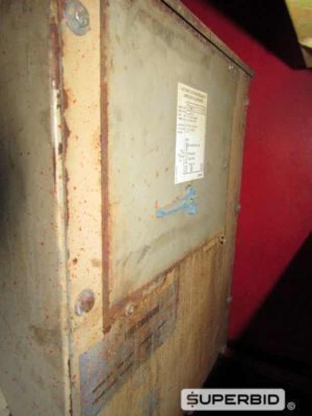 GRUPO GERADOR SILENCIADO DIESEL 78/81 KVA (Ref.: FEU)