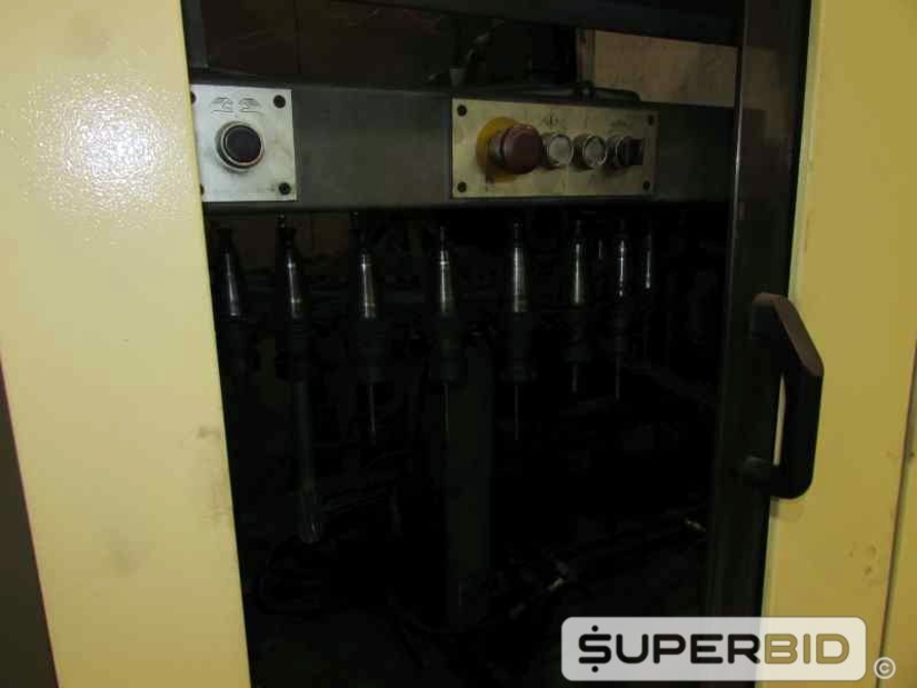 CENTRO DE USINAGEM DECKEL MAHO DMC 70V, ANO 2001 (Ref.: 853-12117)