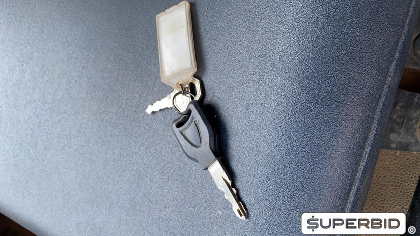 CAMINHÃO BASCULANTE VOLVO VM 330 6X4R, 2012/2012, Placa FINAL 4 (RJ), (Ref.: IBS)