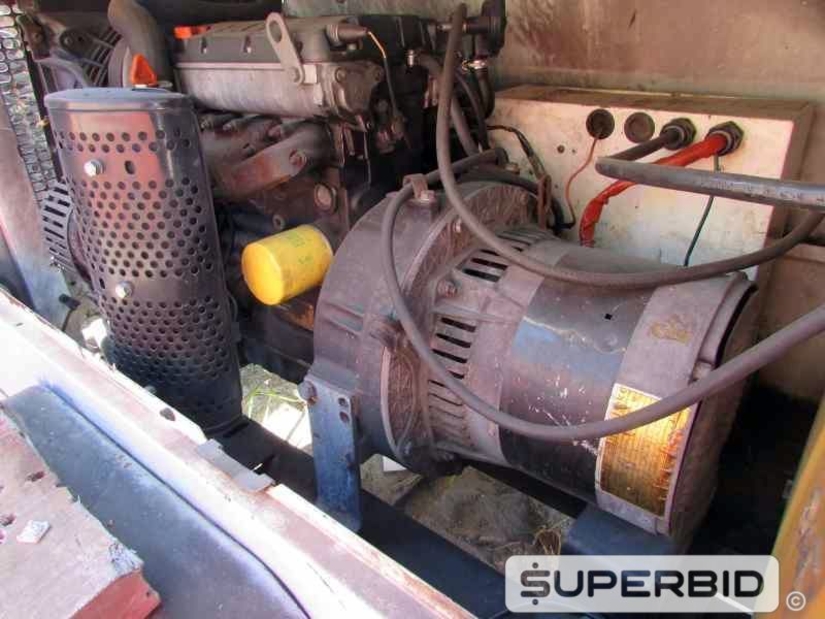 02 TORRES DE ILUMINAÇÃO Á DIESEL WACKER NEUSON LT4L, POT.: 4-6 KW. (Ref.: JEK)