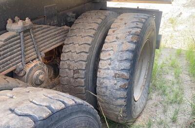 CAMINHÃO BASCULANTE VOLVO VM 330 6X4R, 2013/2013, Placa FINAL 9 (RJ), (Ref.: IBG)