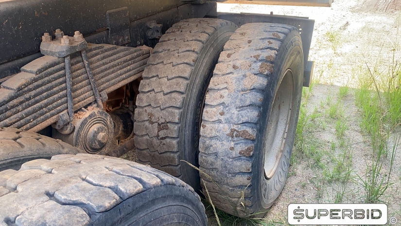 CAMINHÃO BASCULANTE VOLVO VM 330 6X4R, 2013/2013, Placa FINAL 9 (RJ), (Ref.: IBG)