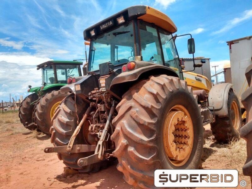 TRATOR DE PNEUS VALTRA BH 180 4X4, ANO: 2014, SÉRIE: AVTT2010CEM012108 (Ref: 1467)