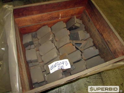 PEÇAS DE APLICAÇÃO EM VAGÕES FERROVIÁRIOS: CUNHAS DE FRICÇÃO ESQUEDA P/ BARBER 7"X12" (25 PÇS). (Ref.: V208_UM02)