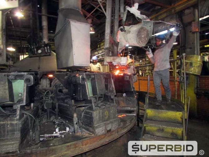 CARROSSEL PARA FUNDIÇÃO FABRICAÇÃO PRÓPRIA PARA MOLDAGEM DE PEÇAS EM FERRO GUSA E AÇO COM QUEIMADOR E EXAUSTORES (Ref.: Carrossel 2)